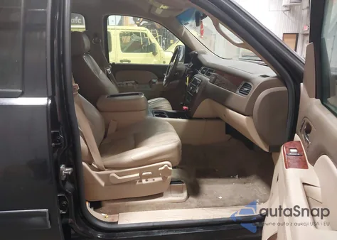 2014 Chevrolet Suburban 1500 Lt z USA, uszkodzony, nr VIN 1GNSCJE08ER243550